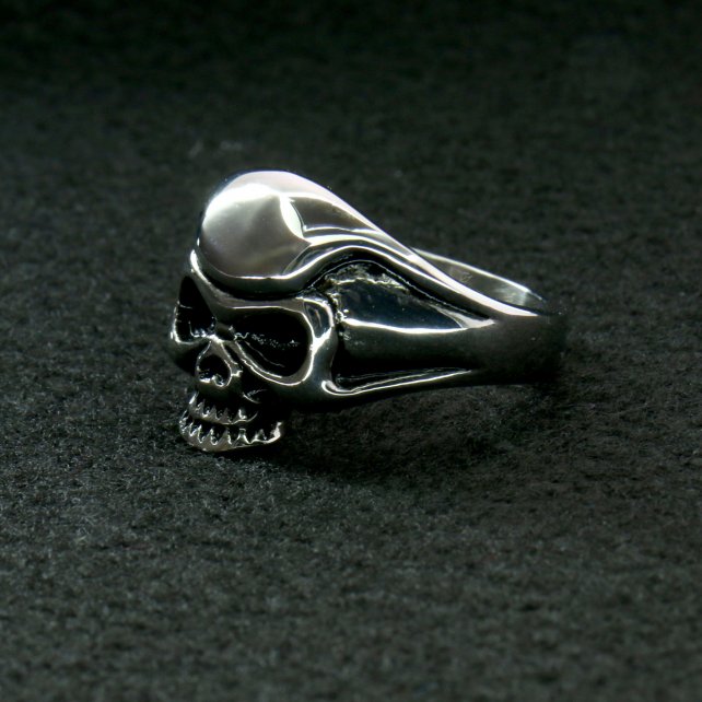 Hot Leathers men's Punisher Skull stainless steel ring featuring a bold skull design, perfect as a rugged accessory.