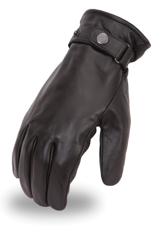 Dynamicleather men's leather gloves featuring a sleek design with stitched detailing and a comfortable fit.