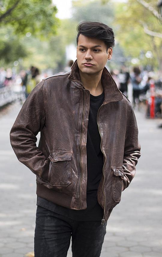 HighwayLeather Duke men's bomber leather jacket with a classic design, visible front zipper, and ribbed cuffs and collar.
