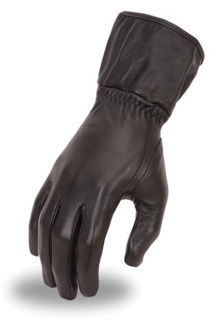 Dynamicleather FI122GL gloves made of durable leather with a secure fit and stylish design, shown in the image.
